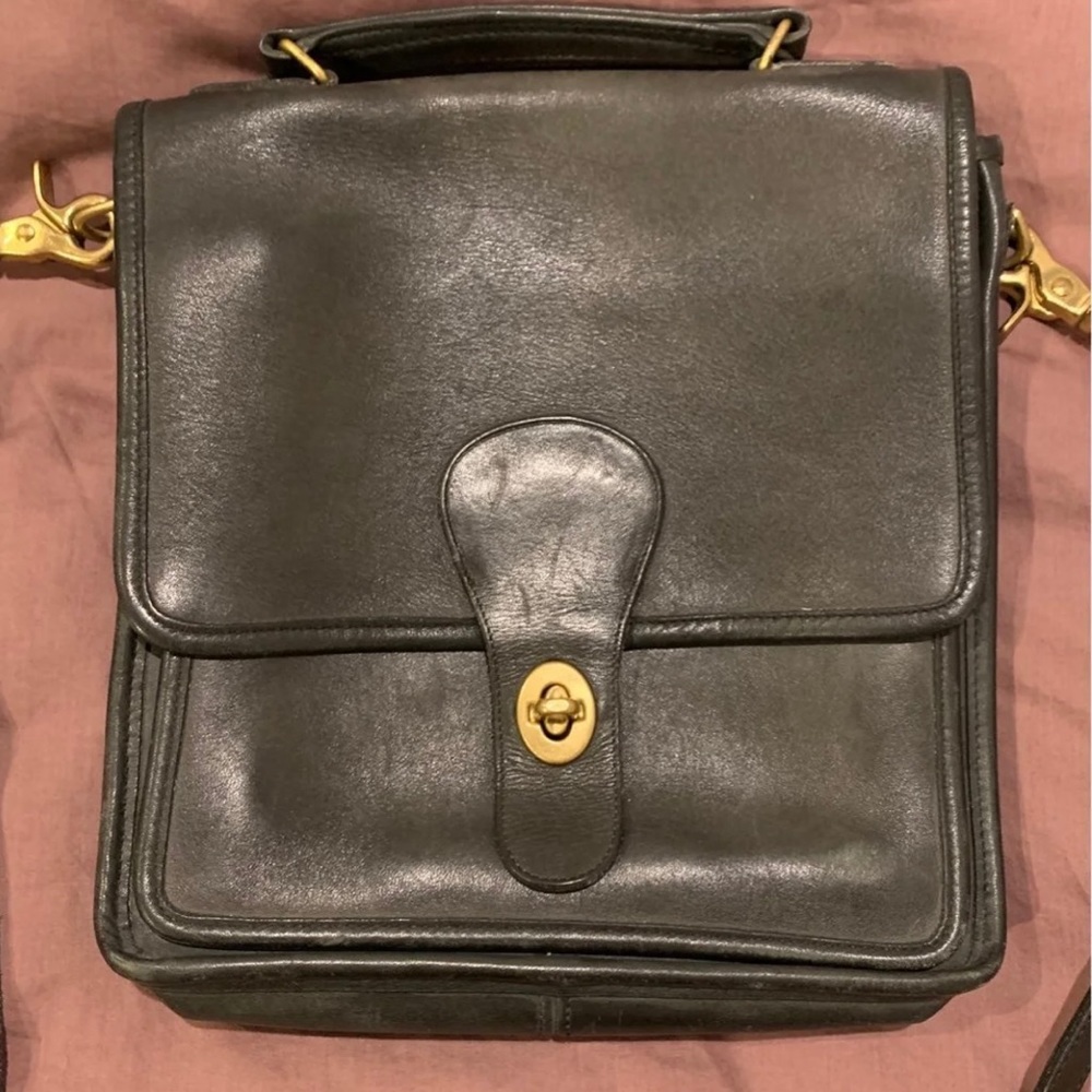 Coach Willis Crossbody EUC